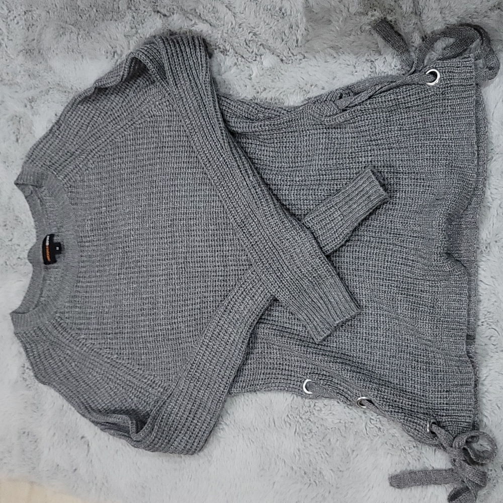 GREY sweater